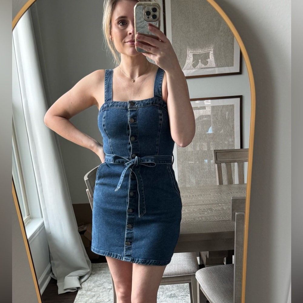 Hollister Medium Color Denim Button-Down Adjustable Strap Dress With Belt - Picture 8 of 16